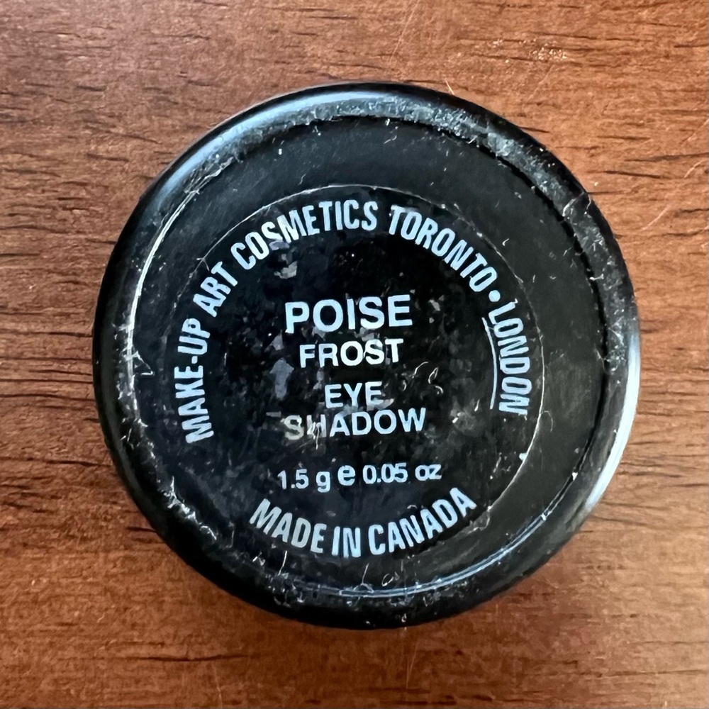 Vintage 90s MAC Cosmetics POISE Eyeshadow Screw Top Packaging - Picture 5 of 5